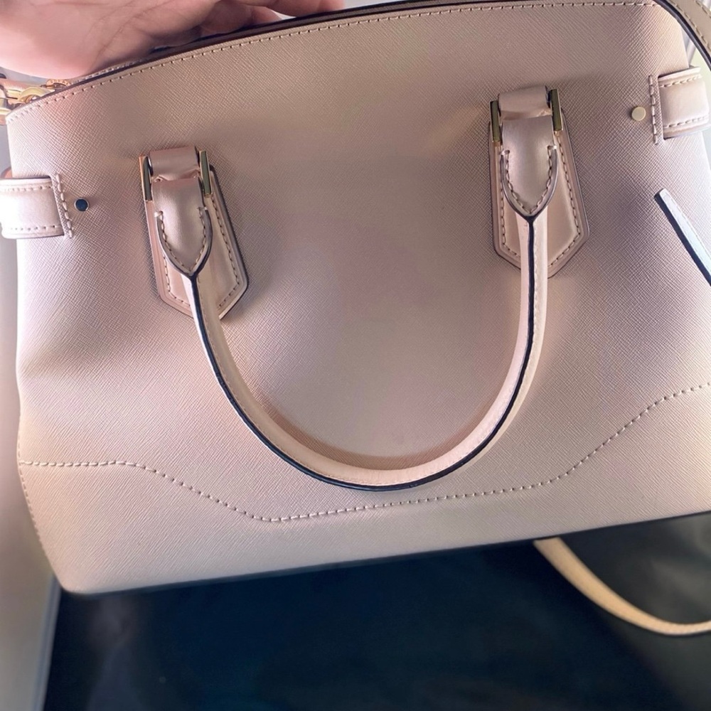 Michael kors satchel - Picture 2 of 5